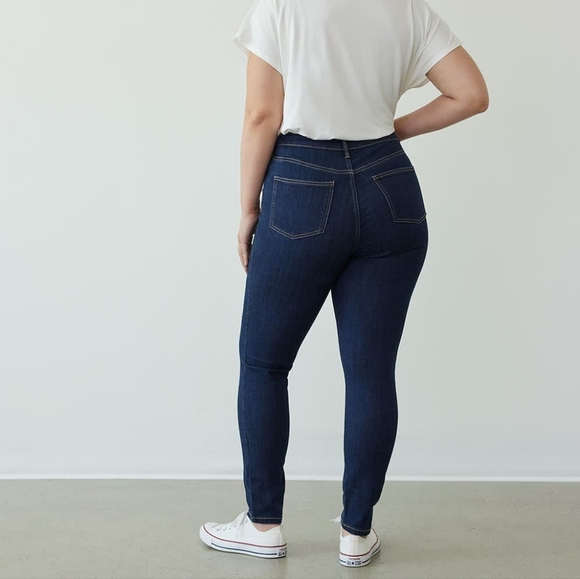 Addition Elle Curvy High Waisted Rise Skinny Jeans Stretchy Denim size 18 Short - Picture 1 of 10